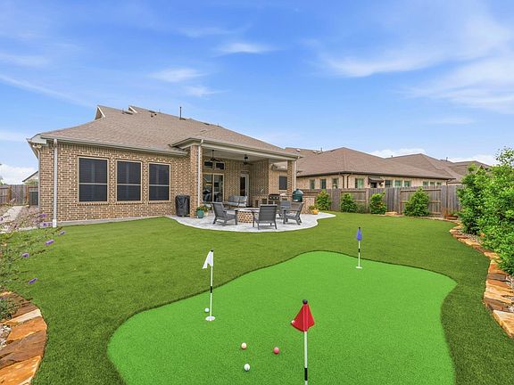 3rd image of 32437 Soaring Willow Way