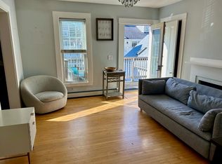 28 Langdon St APT 3, Portsmouth, NH 03801