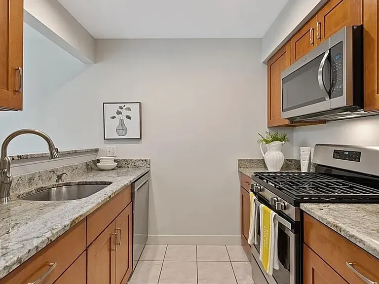 171 Swanton St #77 — Photo 4