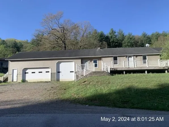 1722 Maple Rd, New Bethlehem, PA 16242