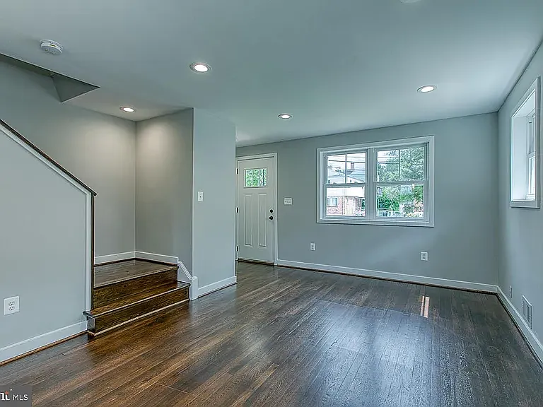 3932 Vermont Ave — Photo 9