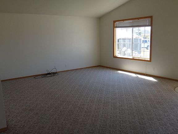 5th image of 1331 Fernwood Dr