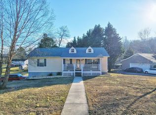 195 Falling Leaf Cir NE #11, Cleveland, TN 37312