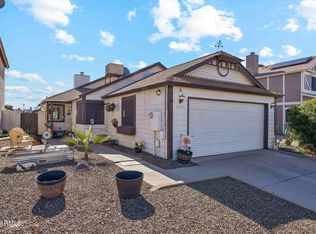6405 W Mercer Ln, Glendale, AZ 85304
