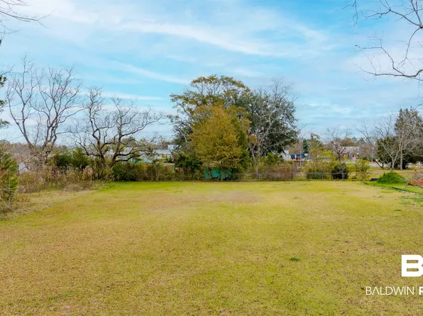 0 Pine St, Loxley, AL 36551