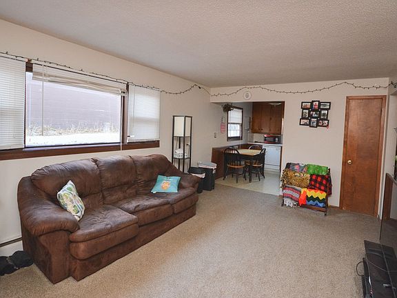 3rd image of 4024 18th Ave NW APT 3