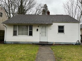1329 N Fremont St, South Bend, IN 46628