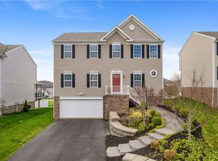 409 Colt Cir, Clinton, PA 15026