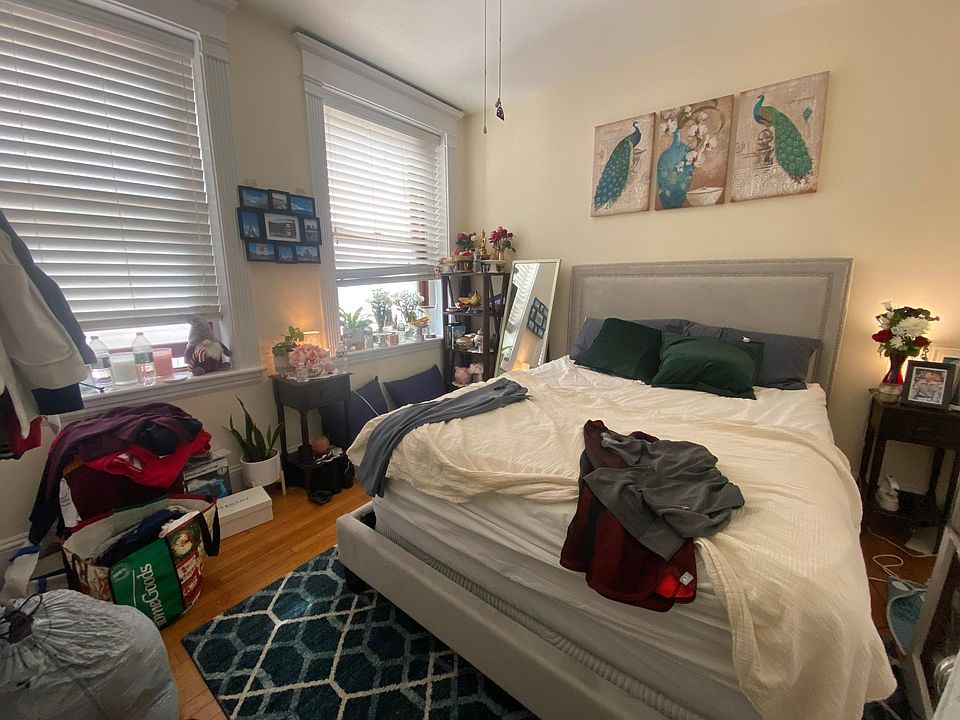 2nd image of 8 Garrison St APT 411