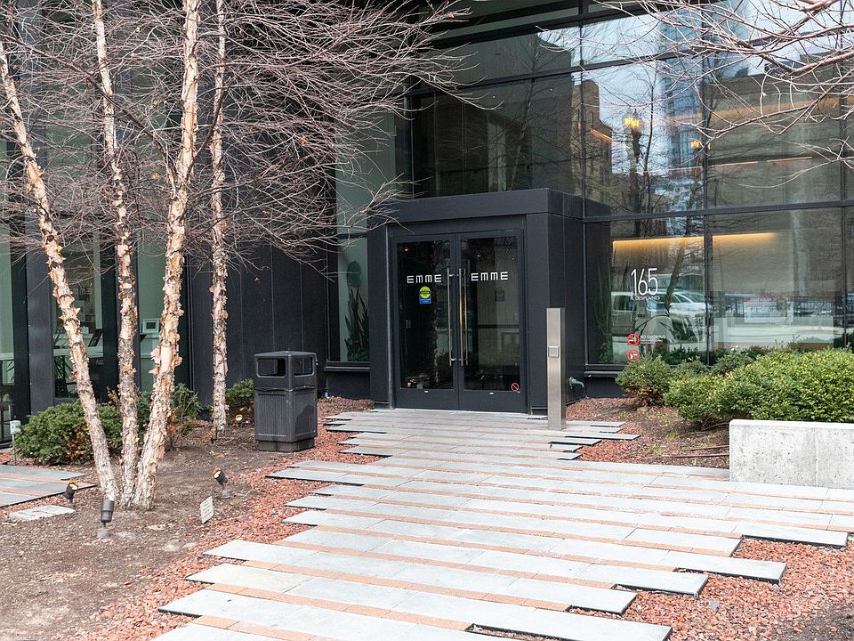 1st image of 165 Plaines St #814