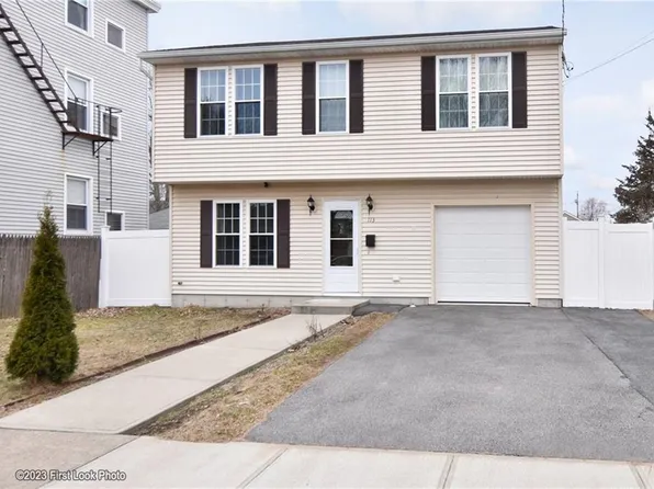 113 N County St, East Providence, RI 02914