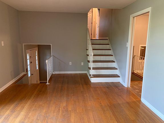 3rd image of 9012 Coburn Dr
