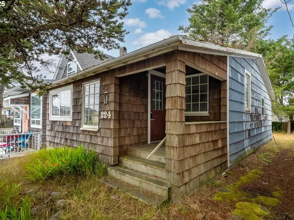 324 6th Ave, Seaside, OR 97138