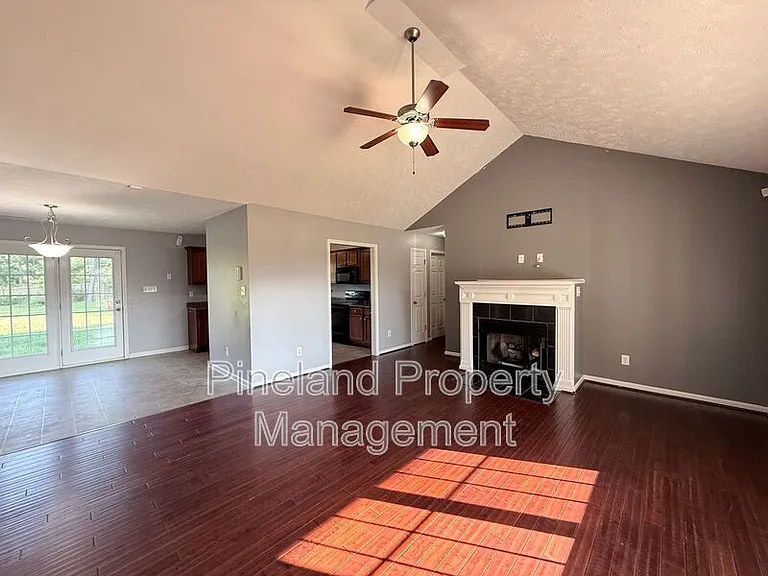 641 Corsegan Rd — Photo 5