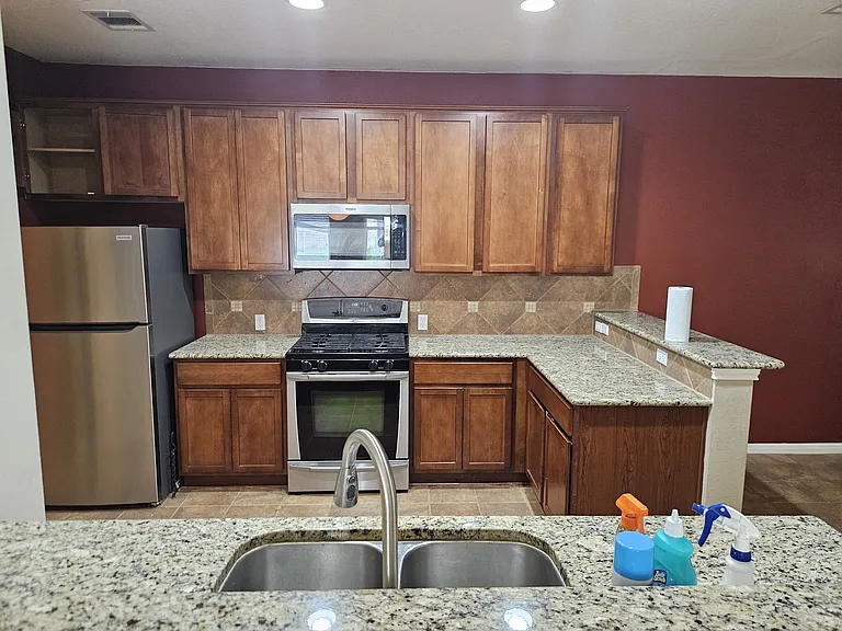 11208 Friendship Dr — Photo 27