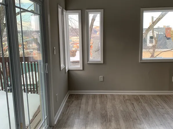 2405 Mission St, Pittsburgh, PA 15203