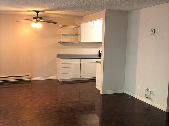 3rd image of 384 S Miraleste Dr Unit 462