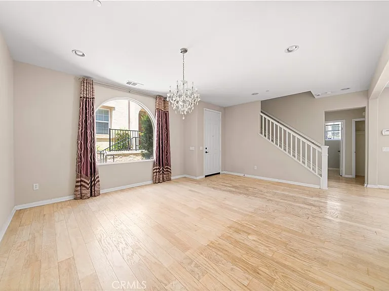 352 Golden Bear Ln — Photo 4