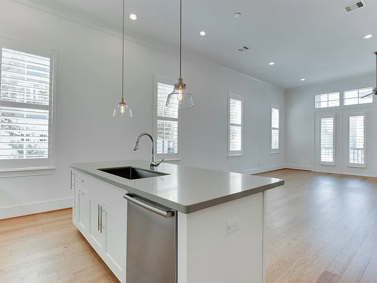 8736 Oak Kolbe Ln — Photo 16