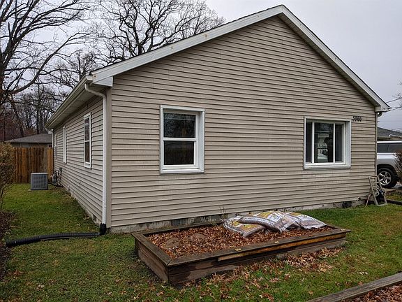 3rd image of 5966 Mulberry Ave