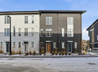 93 S Walgrove Cmn SE, Calgary, AB T2X 4C2