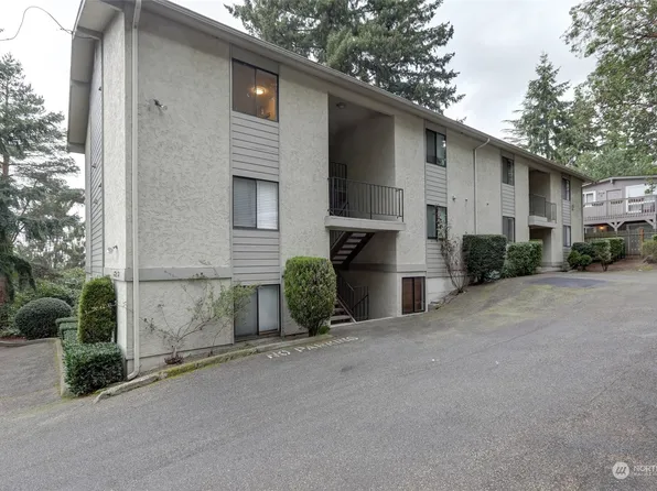 6732 112th Avenue NE #A8, Kirkland, WA 98033