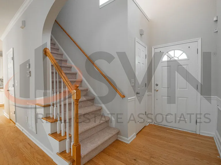 1007 Red Hat Ln — Photo 8