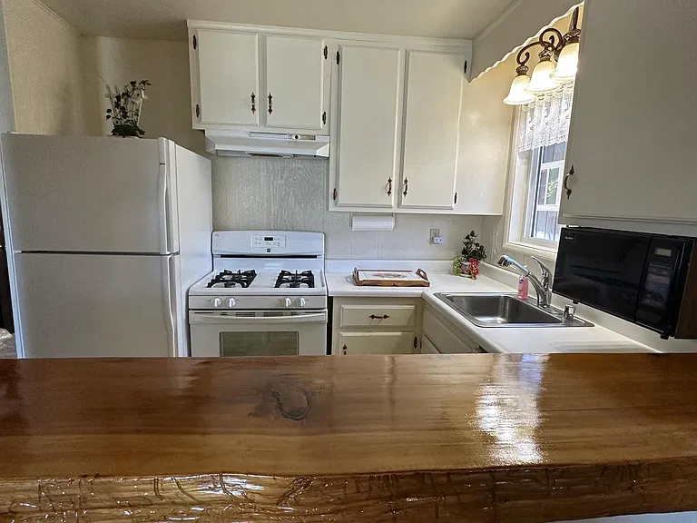 Open kitchen