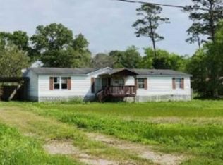 4775 Woodland Ln, Old River Winfree, TX 77535
