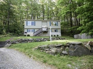 14 Cliffside Ter, Sussex, NJ