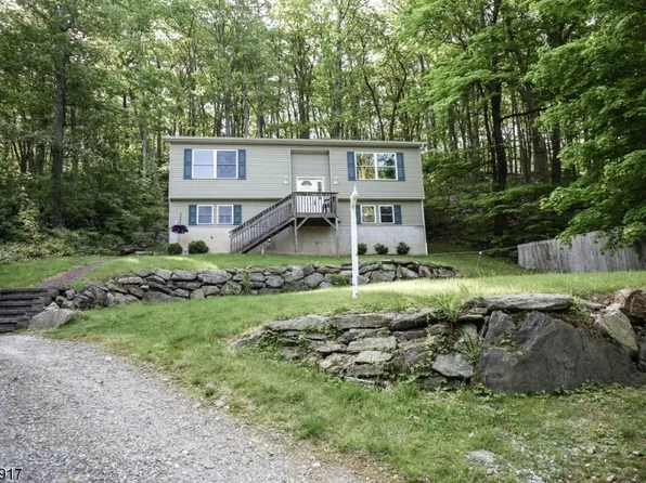 14 Cliffside Ter, Vernon Twp., NJ 07461