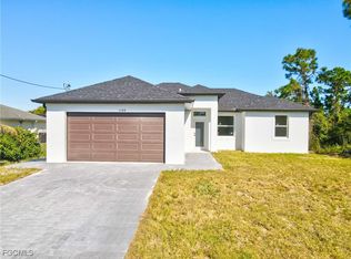 1109 Cumming St E, Lehigh Acres, FL 33974