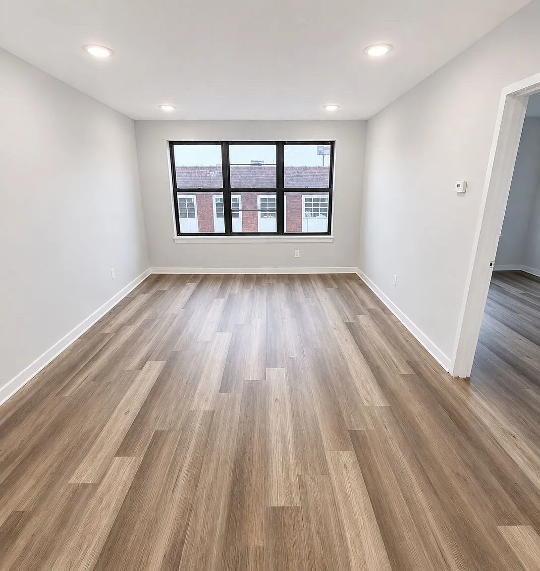 1 bed, $1,718 — Photo 3