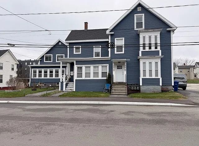 15 Seavey St — Photo 41
