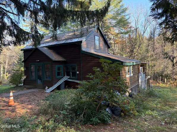 260 Barlow Road, Gloversville, NY 12078