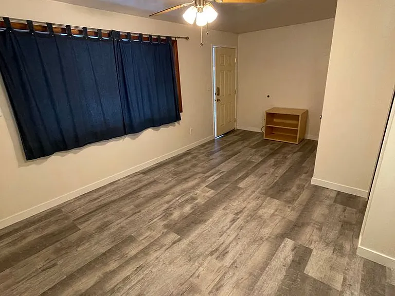 607 C Street in Cheney Near EWU Campus! — Photo 7