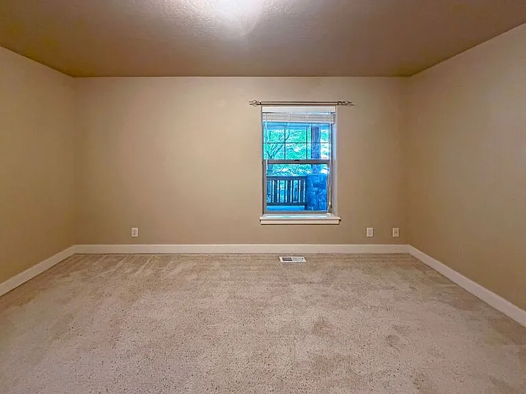 1434 Leaf Ln — Photo 19
