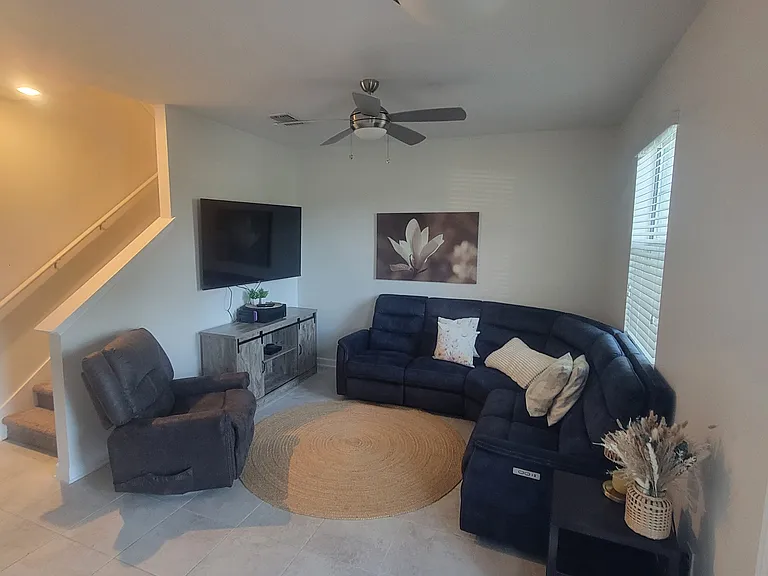 11650 Epic Ave — Photo 7