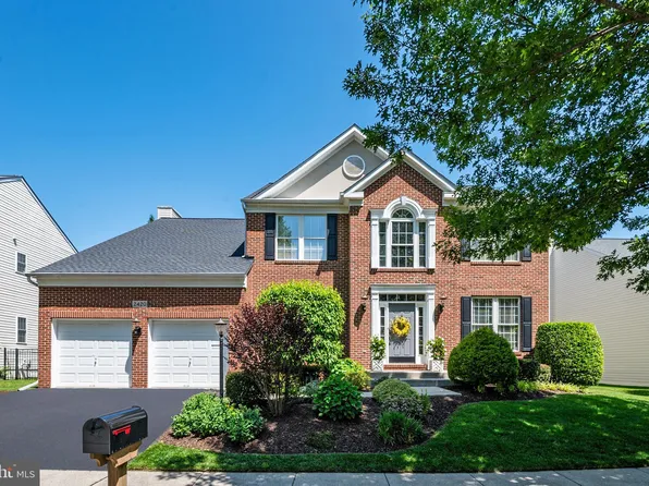 2420 Valley Brook Ln, Gambrills, MD 21054