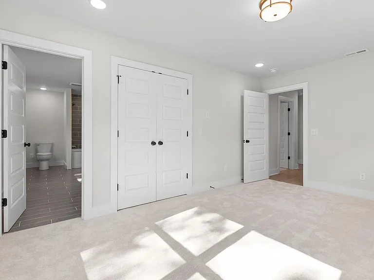 638 Ladd Ave — Photo 22
