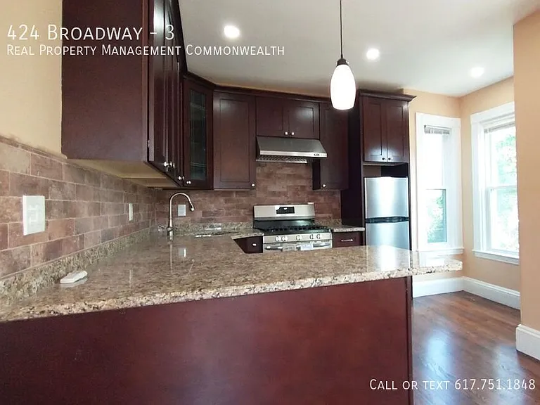 424 Broadway #3 — Photo 4