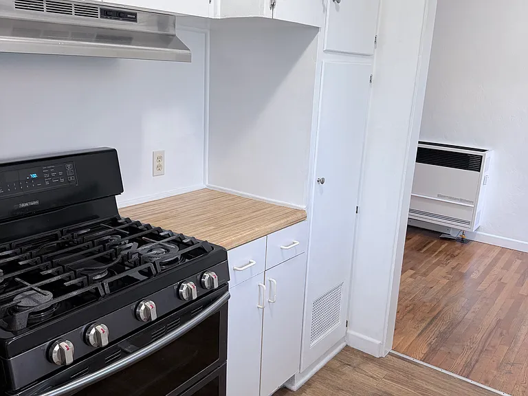 516 Claydelle Ave — Photo 13
