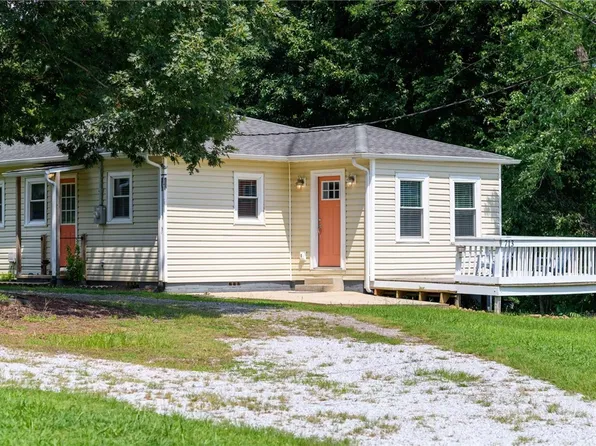713 SW Wilmont Street, Lenoir, NC 28645