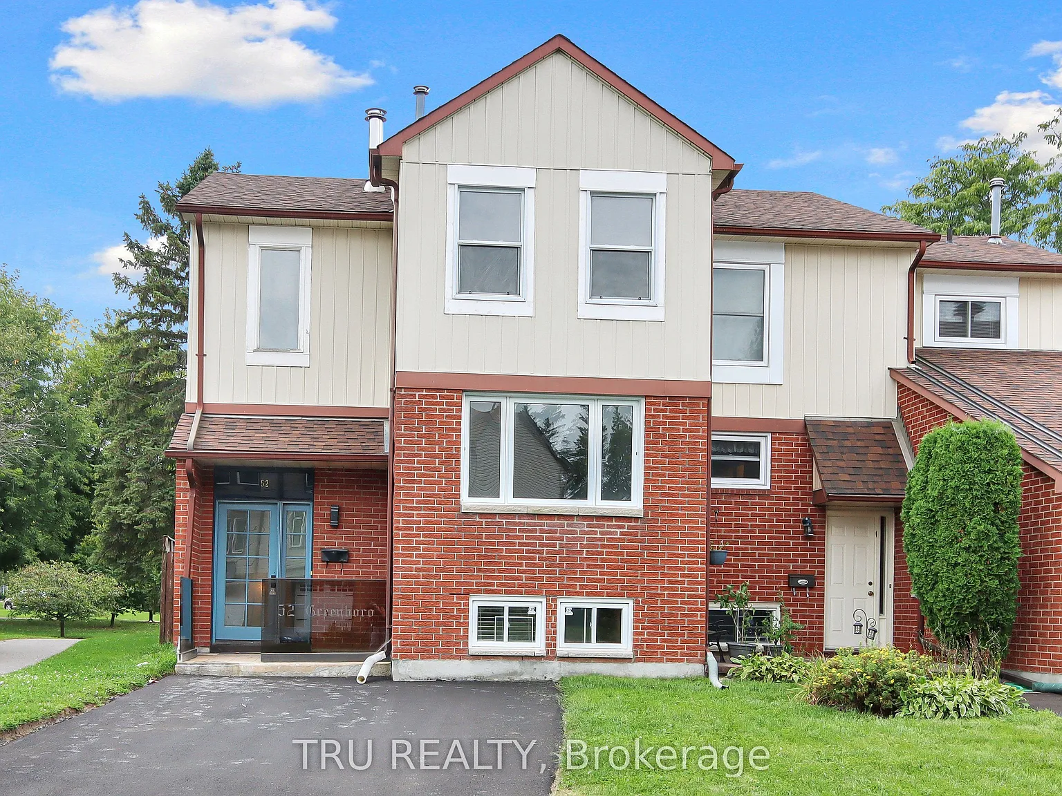 3 bed, $2,995 — Photo 2