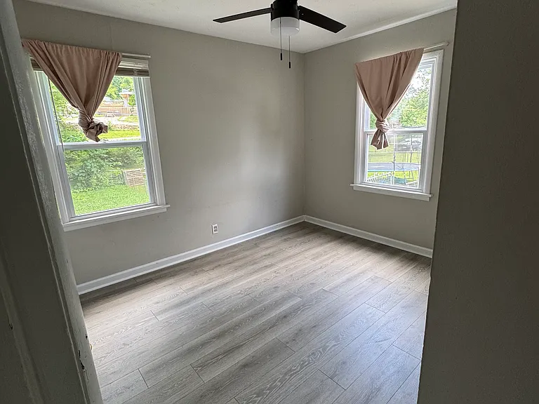 1712 Lenland Ave — Photo 15