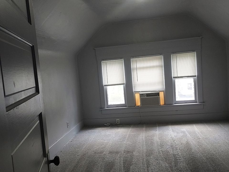 1st image of 4-1426 W East St #4