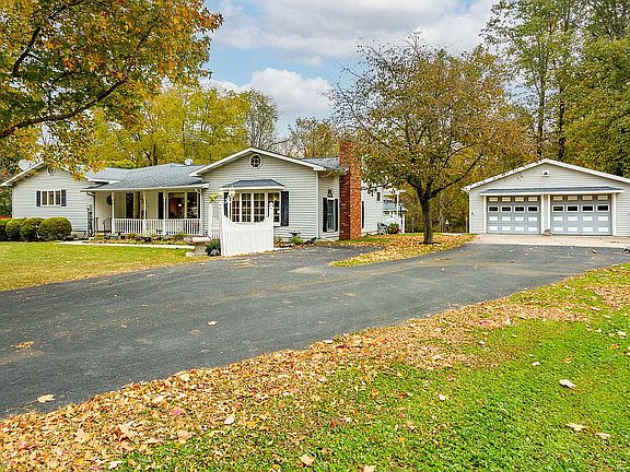 4th image of 2613 County Road 118