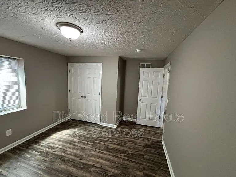 794 Carriage Hill Ln — Photo 25