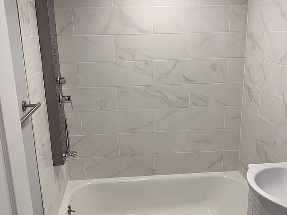 5th image of 264 E Cliveden St #104B