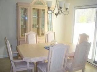 1904 Winding Meadows Dr, Monroe, MI 48162